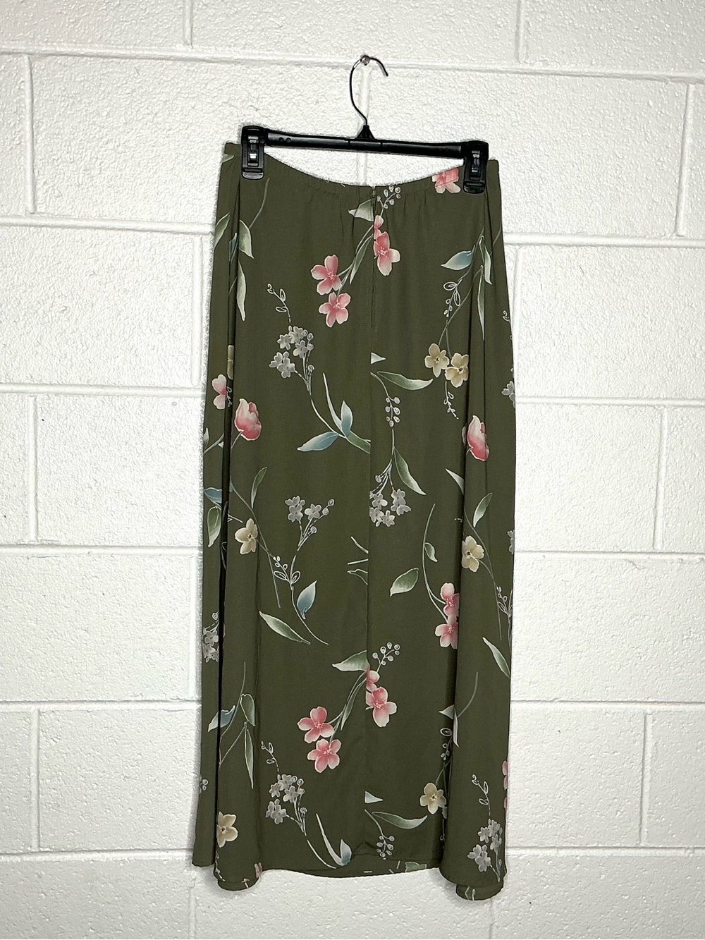 < Vintage Kathie Lee Olive Green Floral Midi Skirt Size 10 >